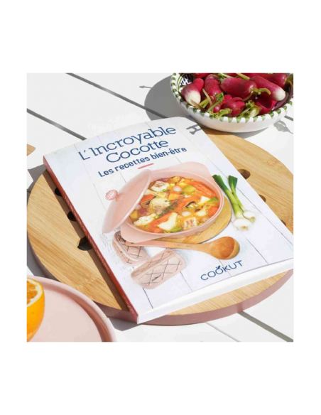 LIVRE LES RECETTES BIEN ETRE DE L'INCROYABLE COCOTTE COOKUT